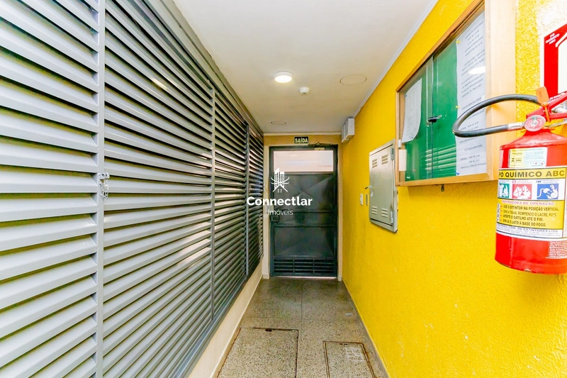 Apartamento econômico, semi mobiliado e bem localizado: 3ª foto da galeria de imagens do imóvel