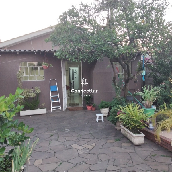 Casas à venda em Cachoeirinha, Vila Silveira Martins: 1ª foto da galeria de imagens do imóvel