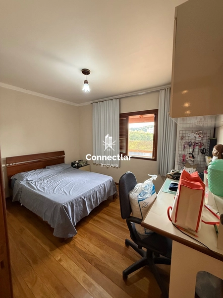 Casa ampla com 3 dormitórios, suíte e excelente padrão construtivo: 7ª foto da galeria de imagens do imóvel