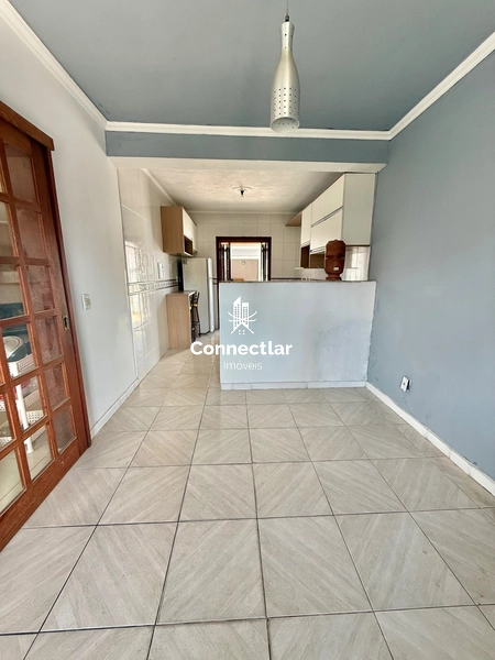 Casa com 3 dormitórios, suíte com closet e piscina: 8ª foto da galeria de imagens do imóvel