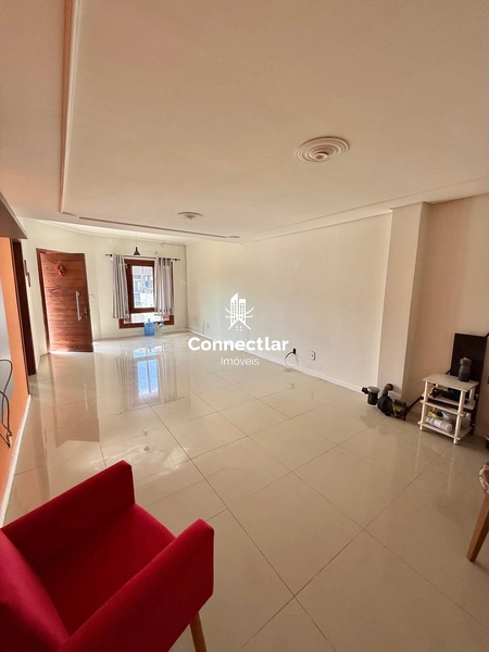 Casa com 3 dormitórios, suíte com closet e piscina: 7ª foto da galeria de imagens do imóvel