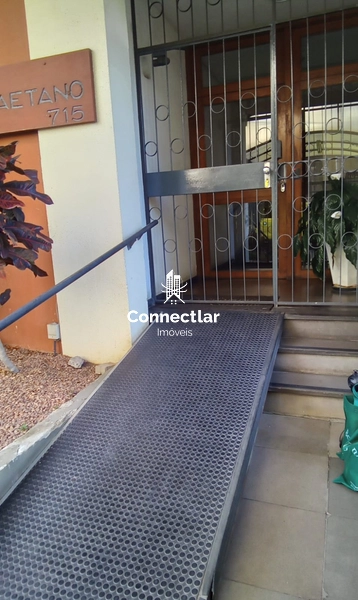 APARTAMENTO AMPLA MUITO BEM LOCALIZADO