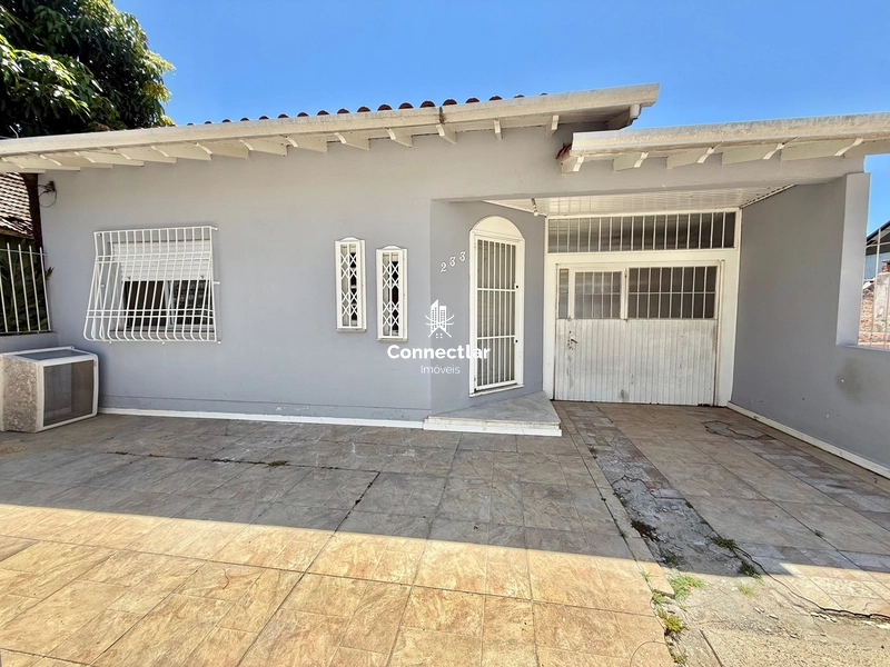 Imóvel exclusivo com duas casas e espaço gourmet integrado: 3ª foto da galeria de imagens do imóvel