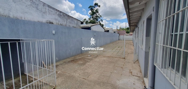 CASA 2 DORMITÓRIOS NO BAIRRO FORMOZA: 3ª foto da galeria de imagens do imóvel