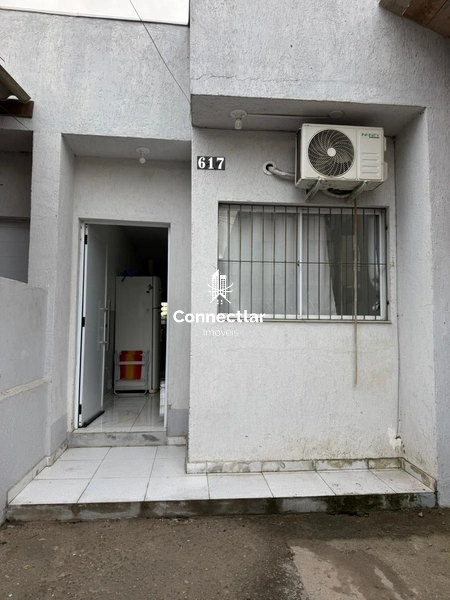 CASA 2 DORMITÓRIOS NO PORTO VERDE: 2ª foto da galeria de imagens do imóvel