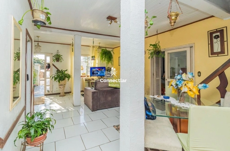 Sobrado 3 dorm com pátio e churrasqueira, 129m² privativos: 5ª foto da galeria de imagens do imóvel