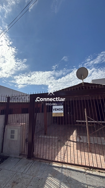 Terreno com 2 casas em excelente localização: 1ª foto da galeria de imagens do imóvel