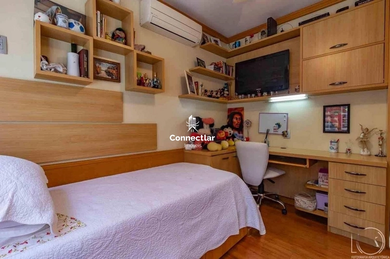 Casa com piscina e 4 dormitórios no Jardim Planalto: 17ª foto da galeria de imagens do imóvel