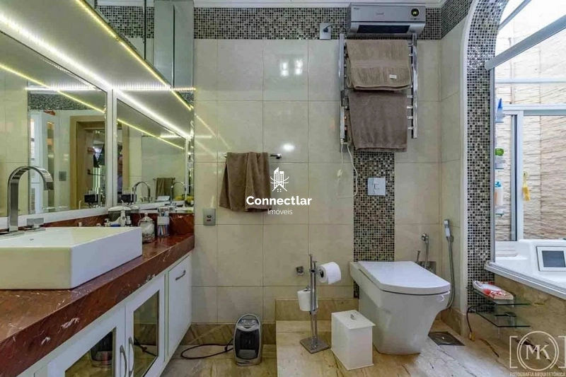 Casa com piscina e 4 dormitórios no Jardim Planalto: 14ª foto da galeria de imagens do imóvel
