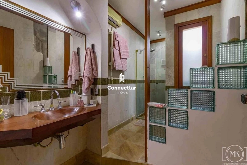 Casa com piscina e 4 dormitórios no Jardim Planalto: 8ª foto da galeria de imagens do imóvel