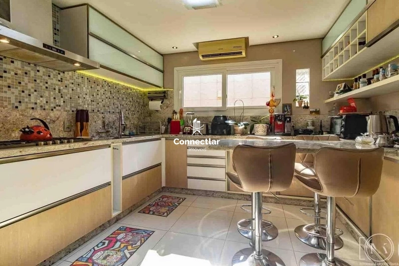 Casa com piscina e 4 dormitórios no Jardim Planalto: 5ª foto da galeria de imagens do imóvel