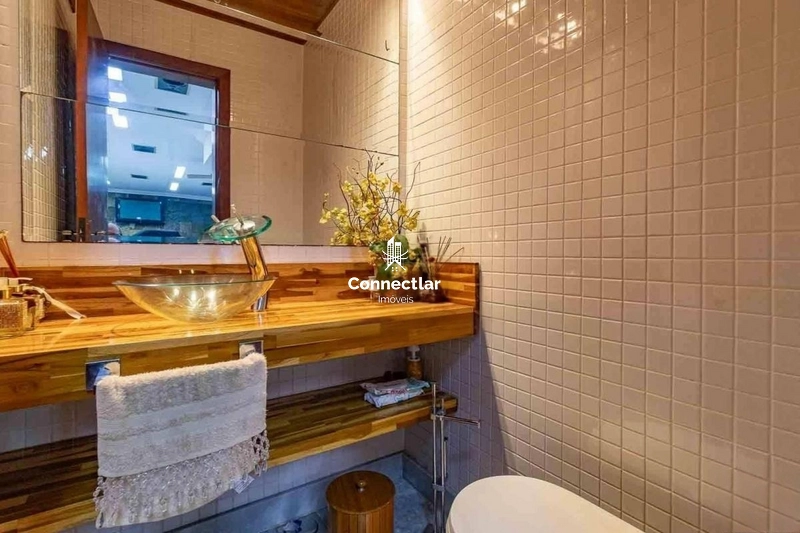Casa com piscina e 4 dormitórios no Jardim Planalto: 20ª foto da galeria de imagens do imóvel