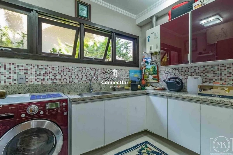 Casa com piscina e 4 dormitórios no Jardim Planalto: 21ª foto da galeria de imagens do imóvel