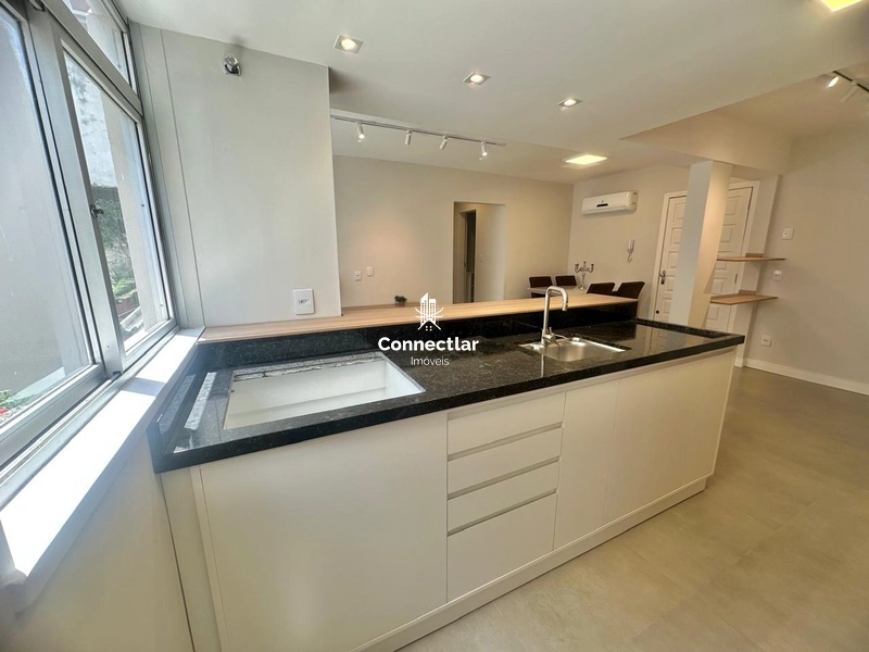 Apartamento reformado com 2 dormitórios no bairro Petrópolis!: 11ª foto da galeria de imagens do imóvel