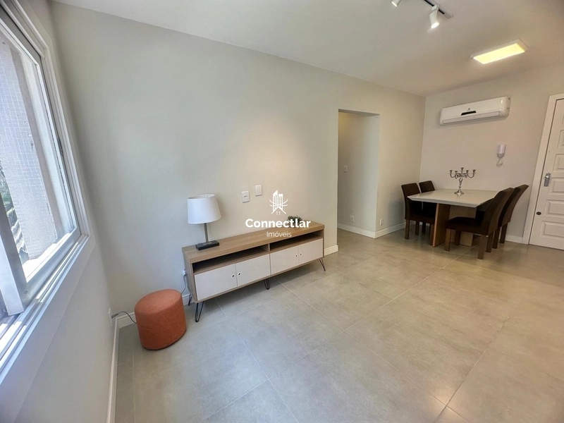 Apartamento reformado com 2 dormitórios no bairro Petrópolis!: 7ª foto da galeria de imagens do imóvel