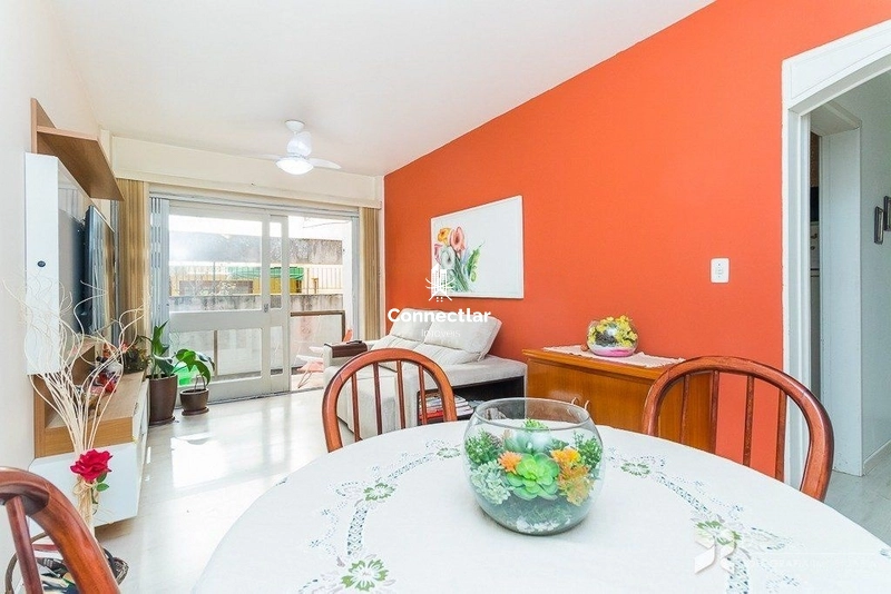 Apartamento de 2 Dormitórios com Sacada a venda no Petrópolis: 3ª foto da galeria de imagens do imóvel