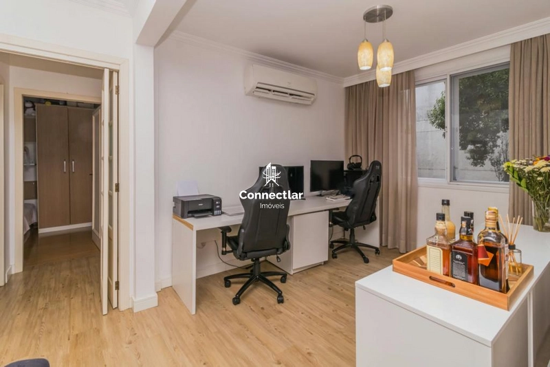 Apartamento Reformado com 3 Dormitórios no Higienópolis: 2ª foto da galeria de imagens do imóvel