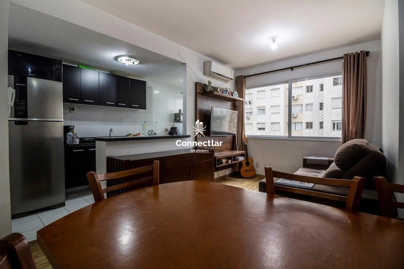 Apartamento semimobiliado de 3 dormitórios na Vila Ipiranga: 2ª foto da galeria de imagens do imóvel