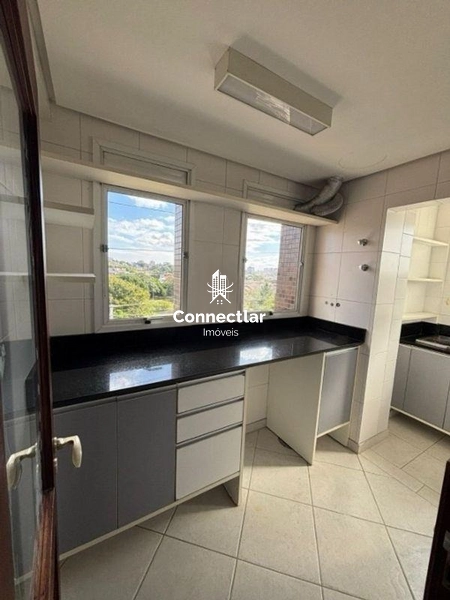 Amplo apartamento reformado com suíte e living para 3 ambientes: 7ª foto da galeria de imagens do imóvel