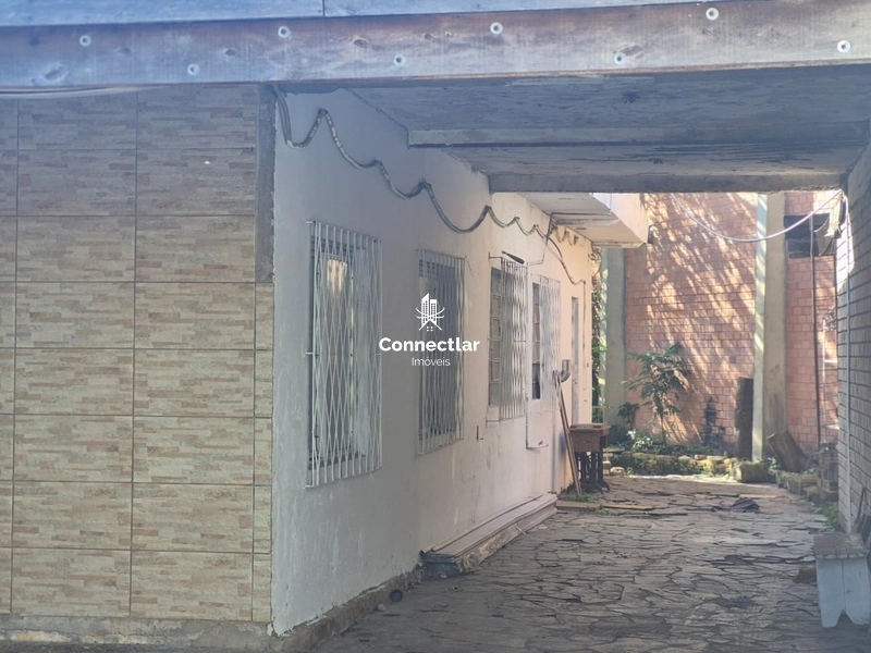 UMA CASA E DUAS LOJAS AO LADO NO BAIRRO PARTENON: 5ª foto da galeria de imagens do imóvel
