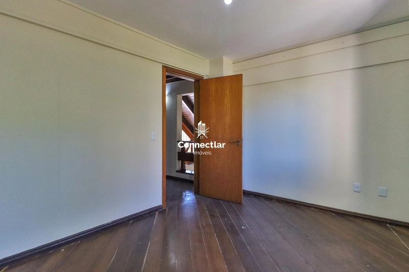 Casa ampla e exclusiva à venda no bairro Cristal: 15ª foto da galeria de imagens do imóvel