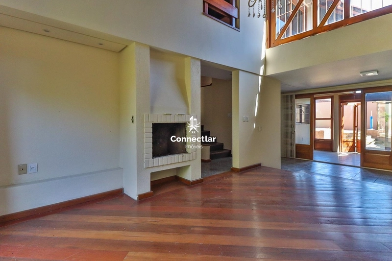 Casa ampla e exclusiva à venda no bairro Cristal: 4ª foto da galeria de imagens do imóvel