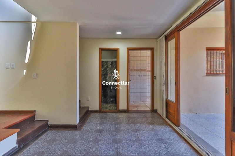 Casa ampla e exclusiva à venda no bairro Cristal: 6ª foto da galeria de imagens do imóvel
