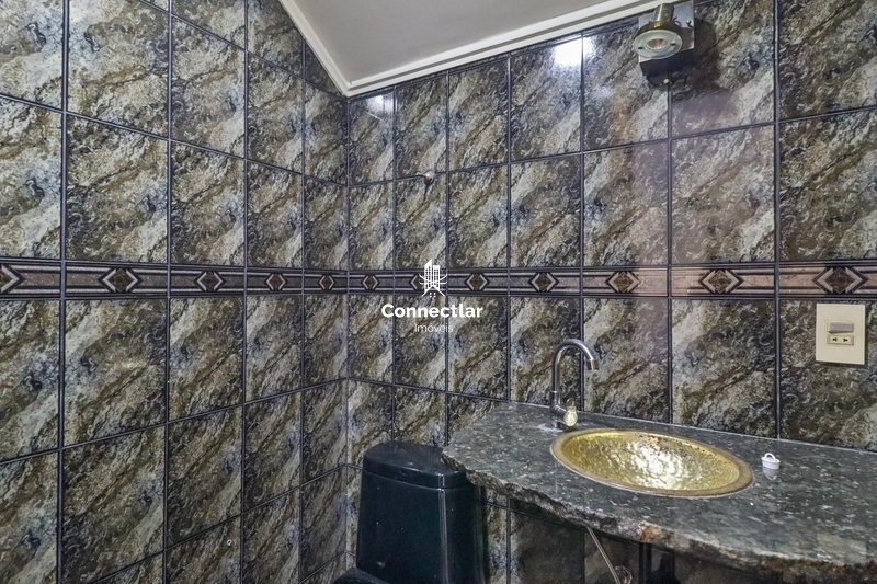 Casa ampla e exclusiva à venda no bairro Cristal: 31ª foto da galeria de imagens do imóvel