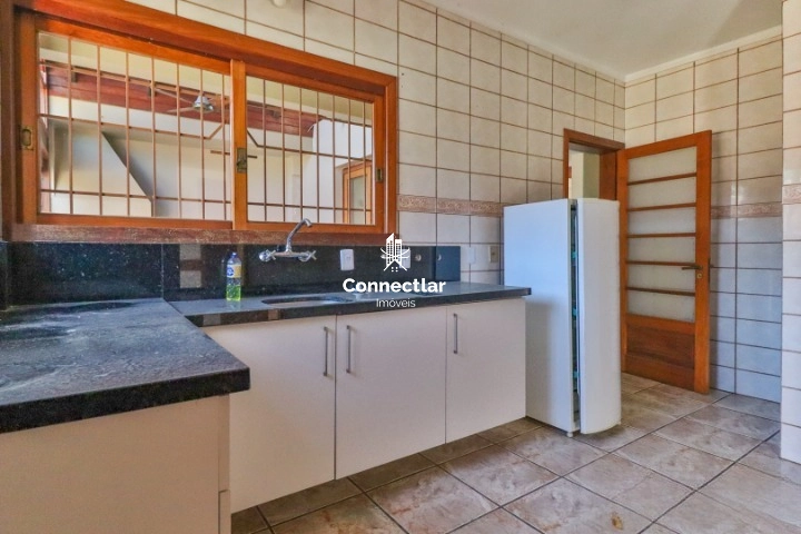 Casa ampla e exclusiva à venda no bairro Cristal: 8ª foto da galeria de imagens do imóvel