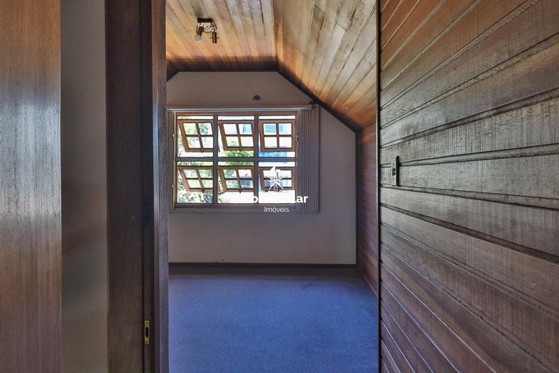 Casa ampla e exclusiva à venda no bairro Cristal: 23ª foto da galeria de imagens do imóvel