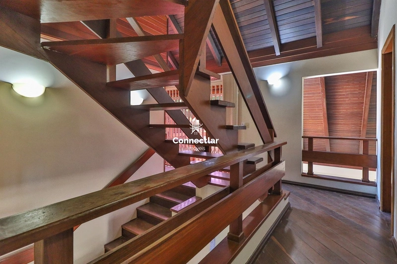 Casa ampla e exclusiva à venda no bairro Cristal: 37ª foto da galeria de imagens do imóvel