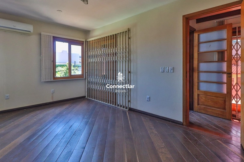 Casa ampla e exclusiva à venda no bairro Cristal: 10ª foto da galeria de imagens do imóvel