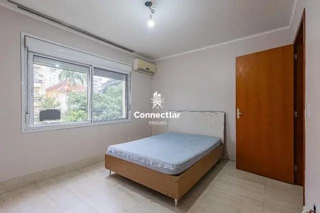 Apartamento 3 dormitórios reformado à venda no bairro Petrópolis: 9ª foto da galeria de imagens do imóvel