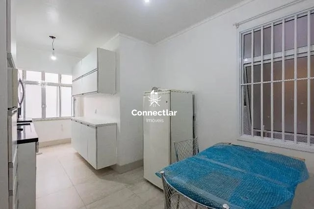 Apartamento 3 dormitórios reformado à venda no bairro Petrópolis: 8ª foto da galeria de imagens do imóvel