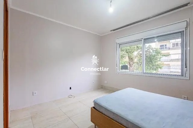 Apartamento 3 dormitórios reformado à venda no bairro Petrópolis: 11ª foto da galeria de imagens do imóvel