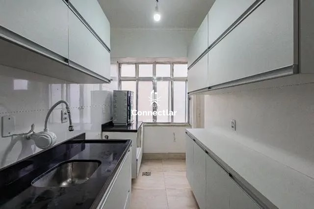 Apartamento 3 dormitórios reformado à venda no bairro Petrópolis: 6ª foto da galeria de imagens do imóvel