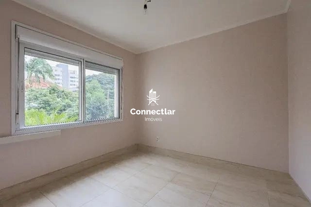 Apartamento 3 dormitórios reformado à venda no bairro Petrópolis: 12ª foto da galeria de imagens do imóvel