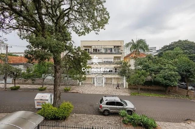 Apartamento 3 dormitórios reformado à venda no bairro Petrópolis: 25ª foto da galeria de imagens do imóvel