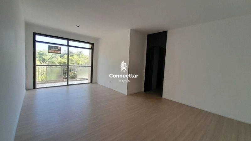 Apartamento à venda no bairro Glória – 2 dormitórios e amplo living: 2ª foto da galeria de imagens do imóvel