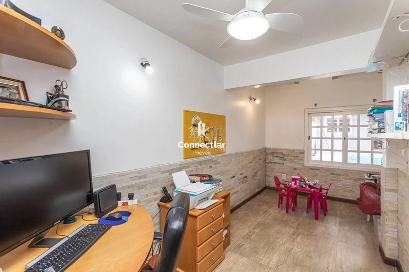Casa à Venda com 4 Dormitórios, Suíte, Piscina e Espaço Gourmet: 27ª foto da galeria de imagens do imóvel