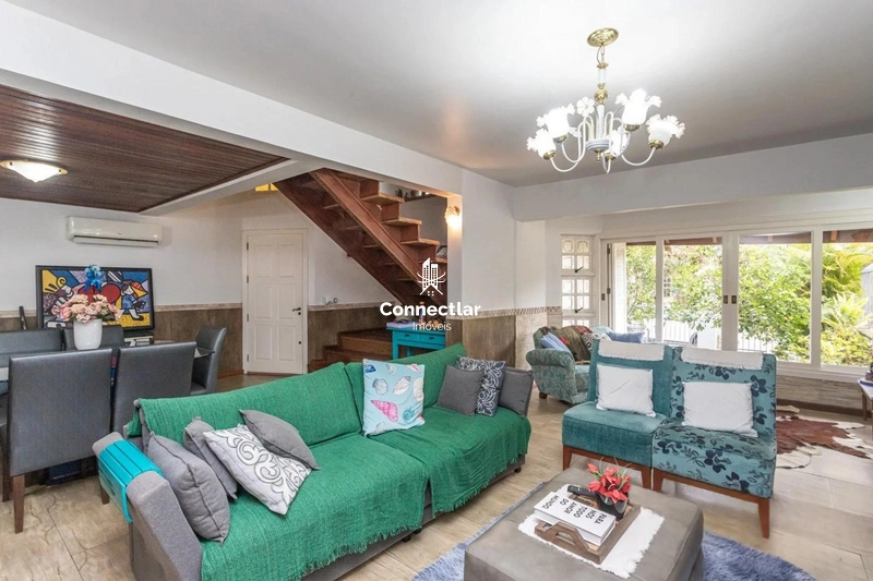 Casa à Venda com 4 Dormitórios, Suíte, Piscina e Espaço Gourmet: 4ª foto da galeria de imagens do imóvel