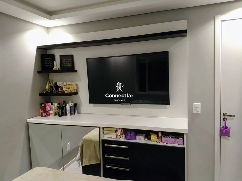 APARTAMENTO REFORMADO NA LOMBA DO PINHEIRO: 5ª foto da galeria de imagens do imóvel