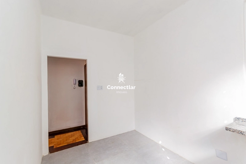 Apartamento de 2 dormitórios com sacada no Centro Histórico: 11ª foto da galeria de imagens do imóvel