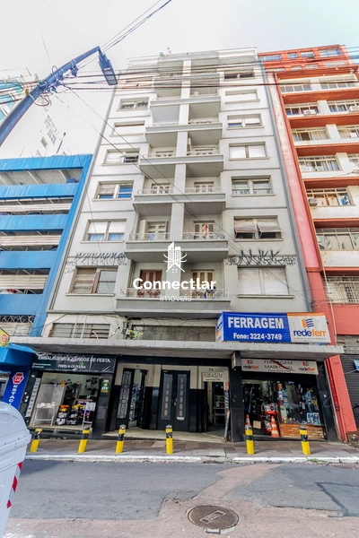 Apartamento de 2 dormitórios com sacada no Centro Histórico: 1ª foto da galeria de imagens do imóvel