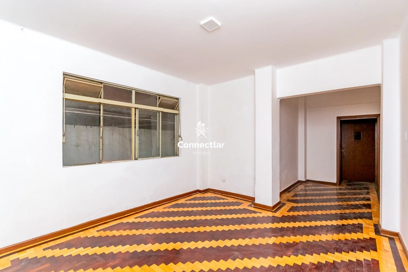 Apartamento de 2 dormitórios com sacada no Centro Histórico: 3ª foto da galeria de imagens do imóvel