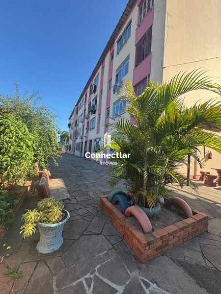 Apartamento de 1 dormitório com vaga de garagem no Parque dos Maias!