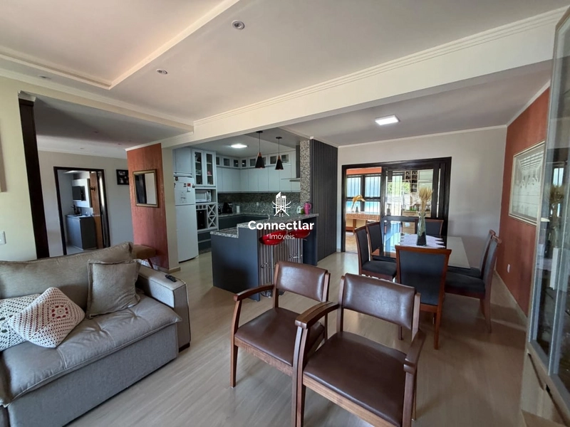 Casa 4 dormitórios com piscina e 2 suítes em Viamão: 5ª foto da galeria de imagens do imóvel