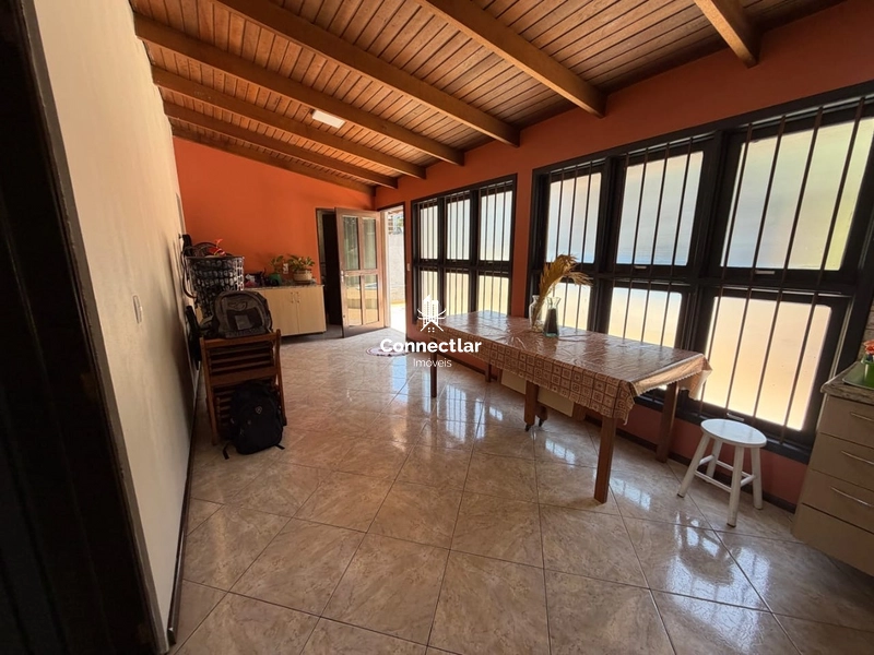 Casa 4 dormitórios com piscina e 2 suítes em Viamão: 8ª foto da galeria de imagens do imóvel