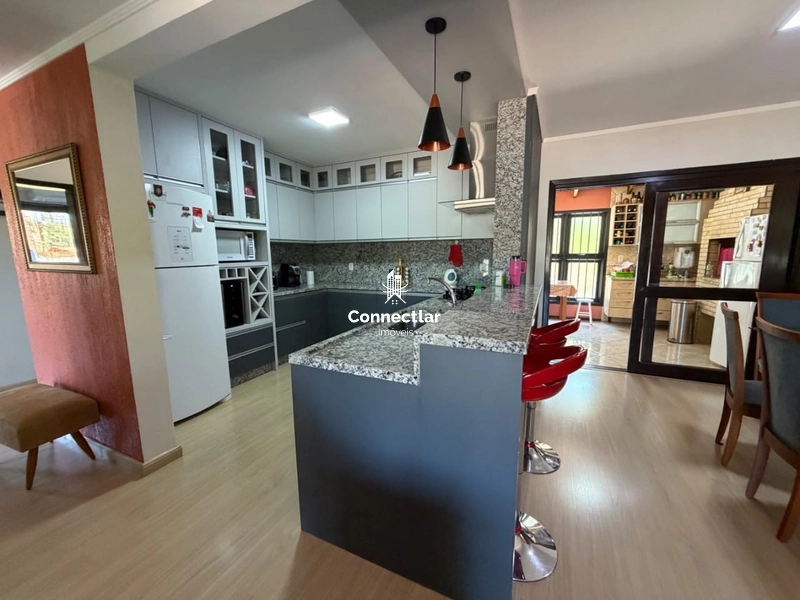 Casa 4 dormitórios com piscina e 2 suítes em Viamão: 4ª foto da galeria de imagens do imóvel