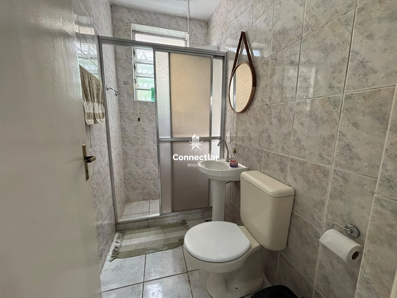 Apartamento de 1 dormitório com pátio e espaço adicional: 6ª foto da galeria de imagens do imóvel